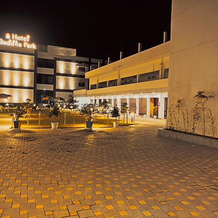 Hotel Buddha Park, Paharia, Varanasi Luaran gambar