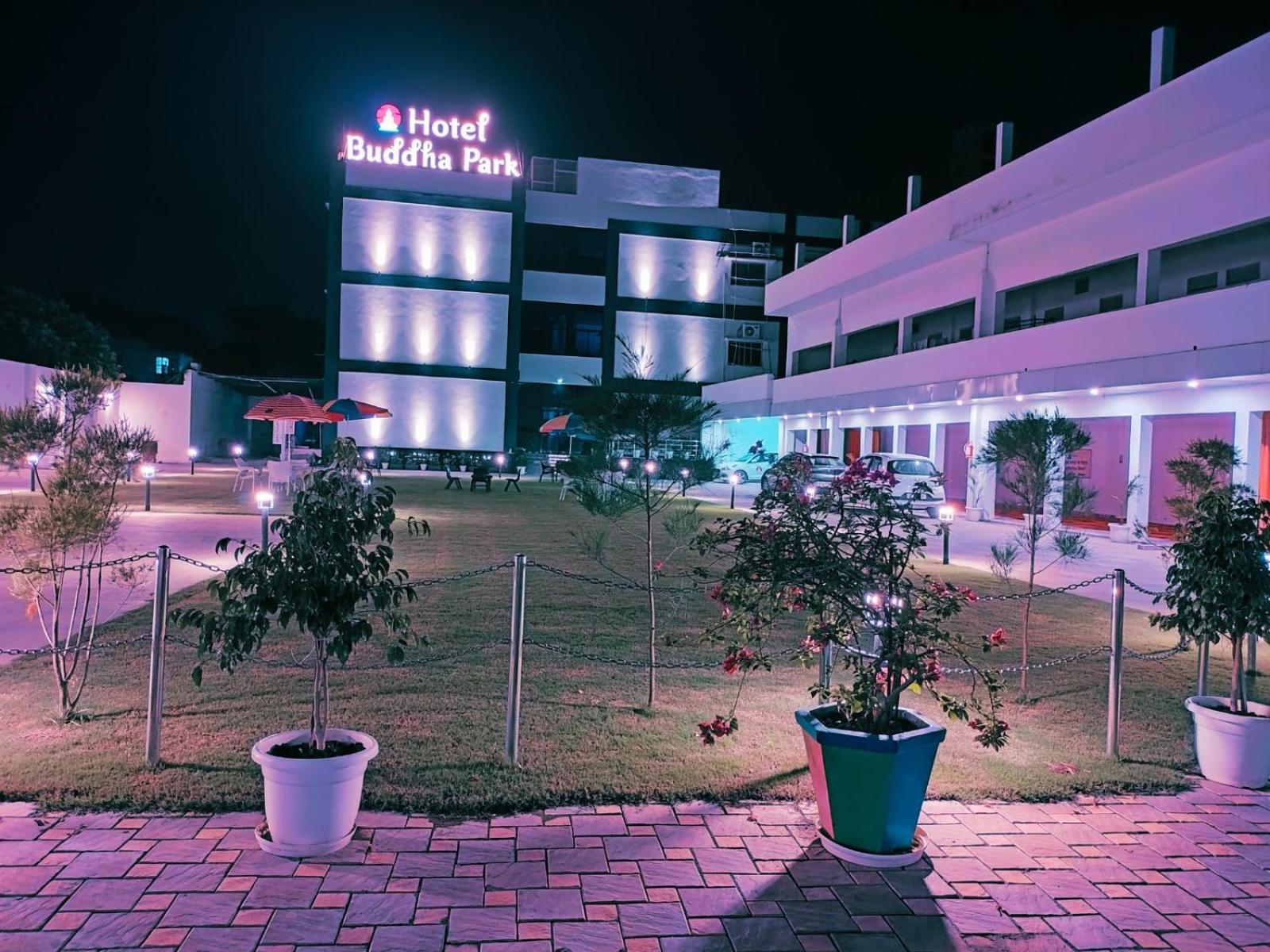 Hotel Buddha Park, Paharia, Varanasi Luaran gambar